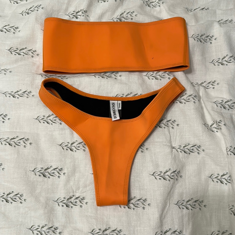 HOAKA SWIM SET top S bottoms XS